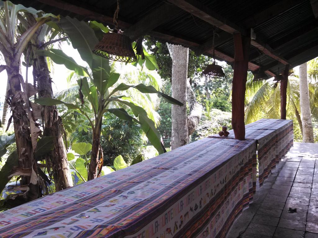 Zapote Tree Inn Flores Exterior foto